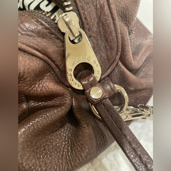 Marc by Marc Jacobs Classic Q Groovee Satchel - Picture 4 of 5